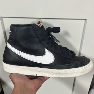 Nike Men's Blazer Mid '77 Vintage Shoes Men's 10.5 Black/Sail